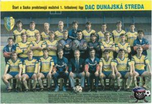 ДАК 92/93 средний ряд второй слева